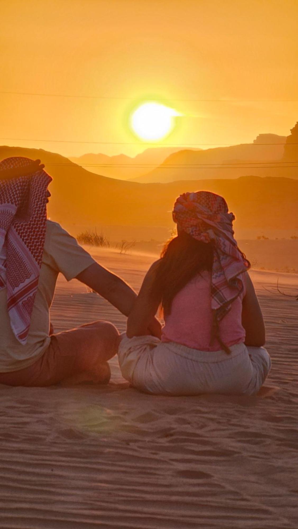 Bed and Breakfast Titanic Camp à Wadi Rum Extérieur photo