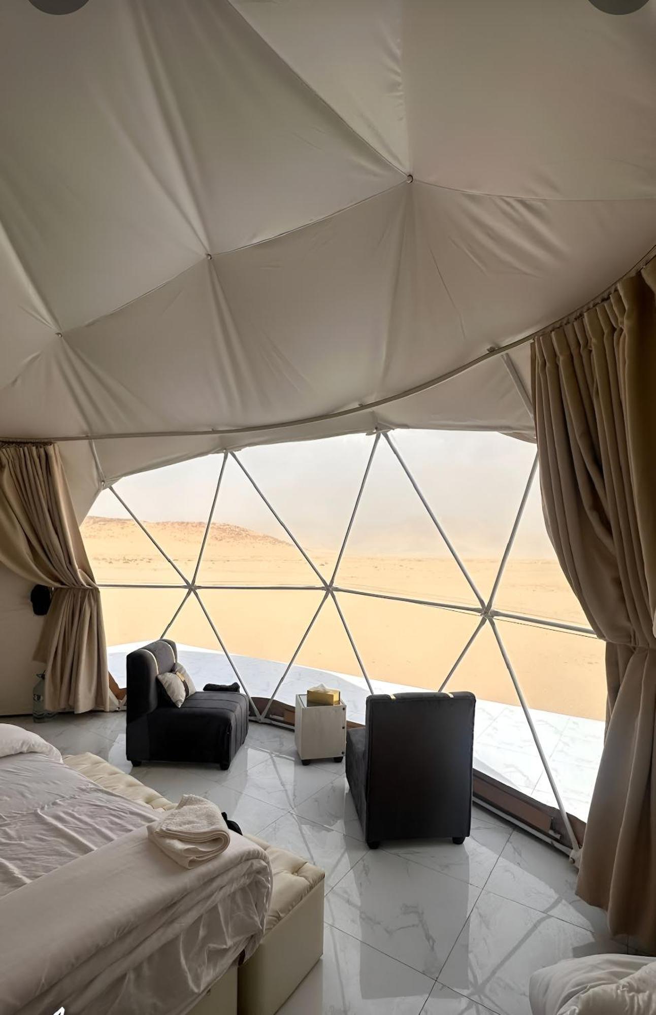 Bed and Breakfast Titanic Camp à Wadi Rum Extérieur photo